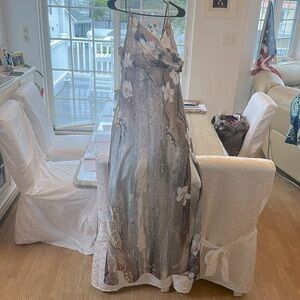 Great with hints of lavender floral lightweight spaghetti strap maxi dress